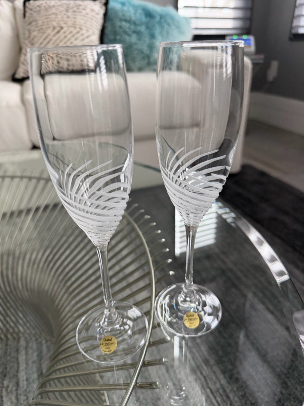 Durand 24% lead Crystal Etched Champagne Flutes - Clear. Set of 2. New.